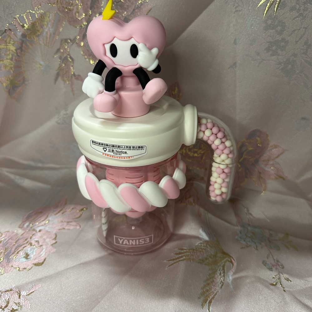YAYA cute Pink Heart water bottle Character